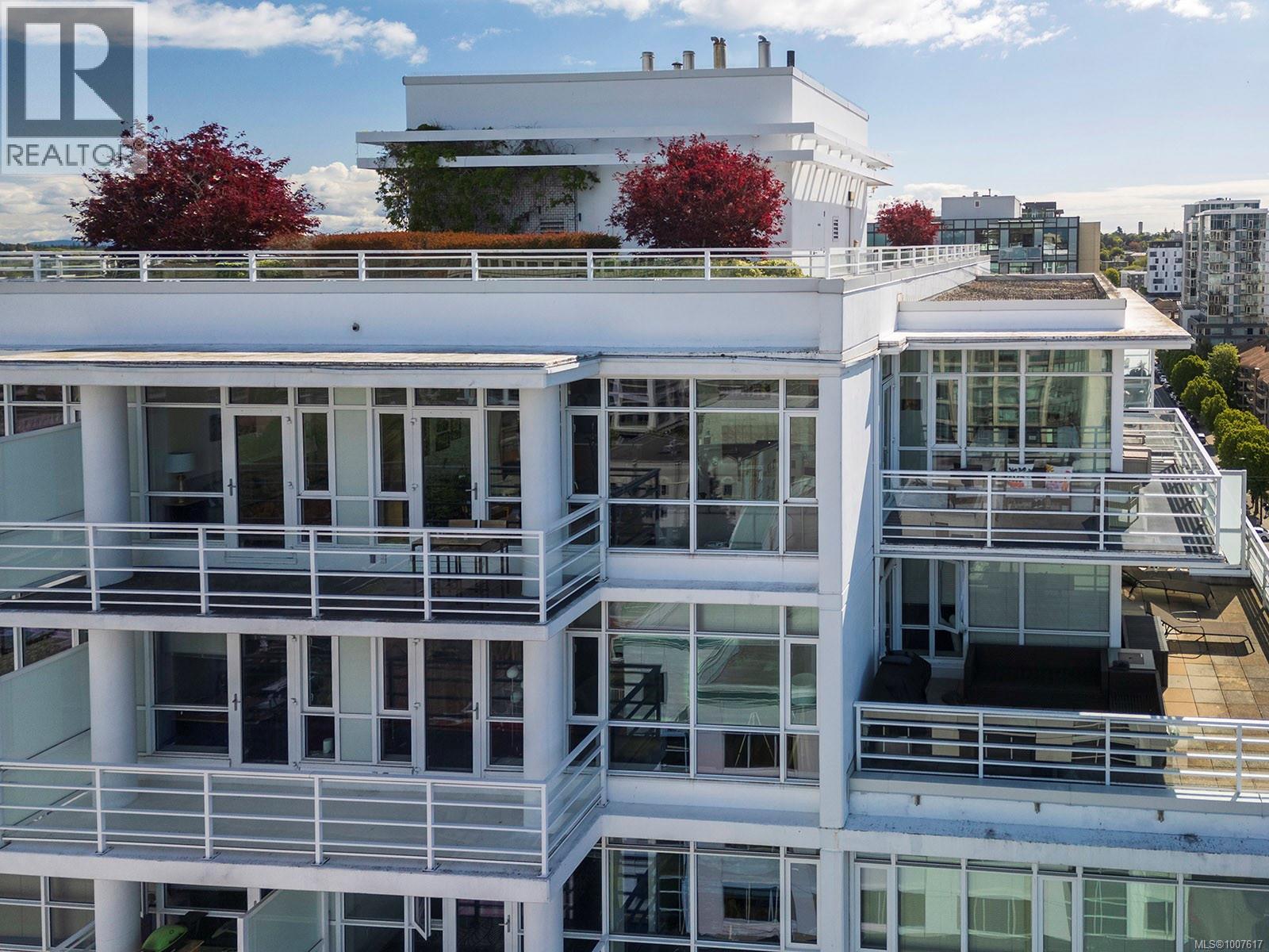 834 Johnson St Unit 1502 St, Victoria, BC V8W 1N3
