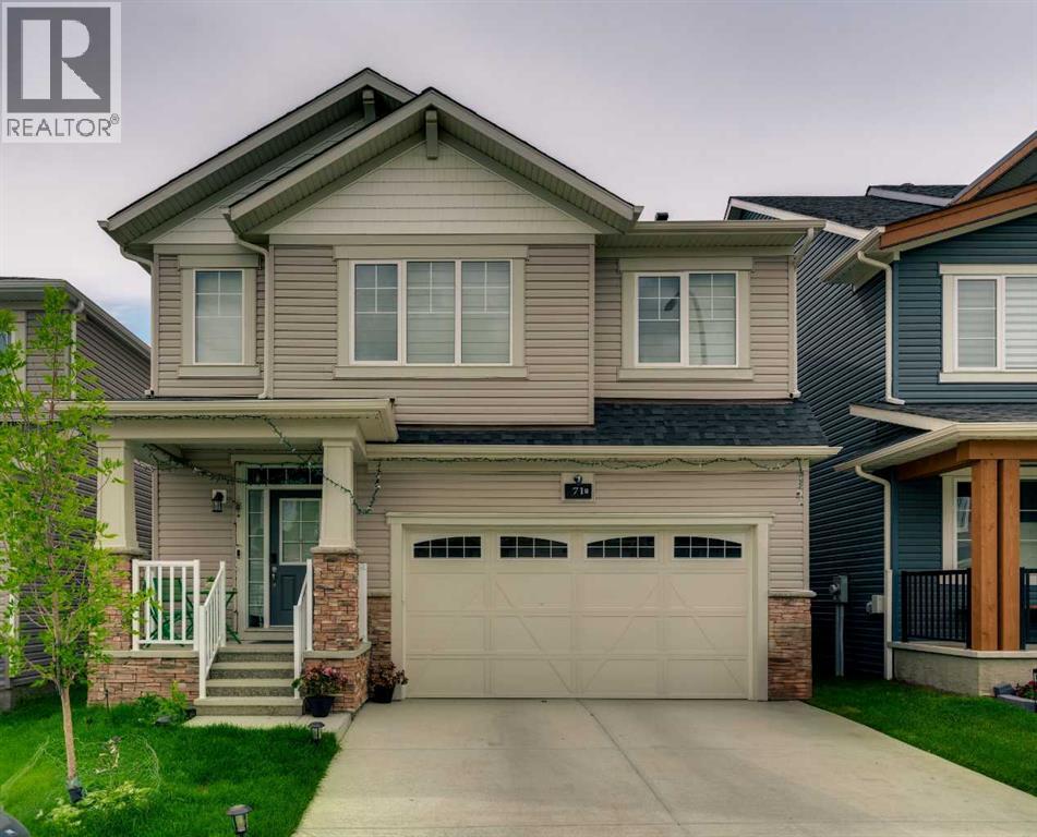 71 Carringwood Grv NW, Calgary, AB T3P 2A8