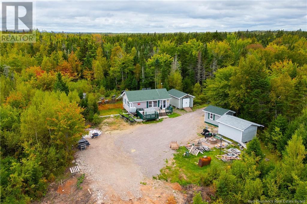 100 Hunter Ln, Malden, NB E4M 1W9