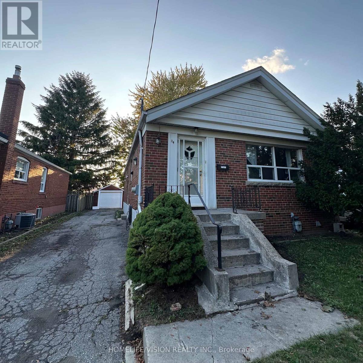 34 Inniswood Dr, Toronto, ON M1R 1E5