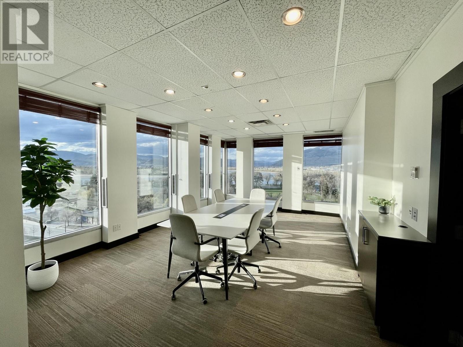 235 1 Ave, Kamloops, BC V2C 3J4