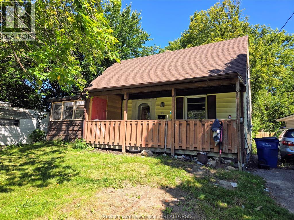 155 Sunnyside Ave, Chatham, ON N7M 1Z9