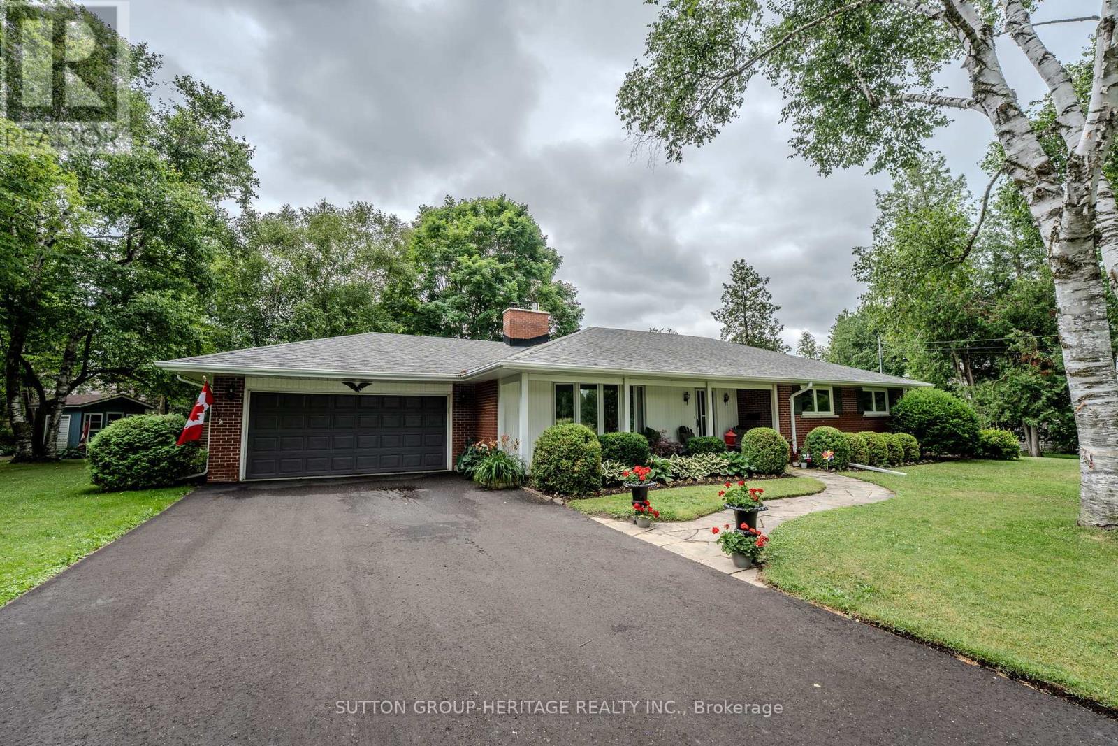 1562 King St, Scugog, ON L9L 1C2
