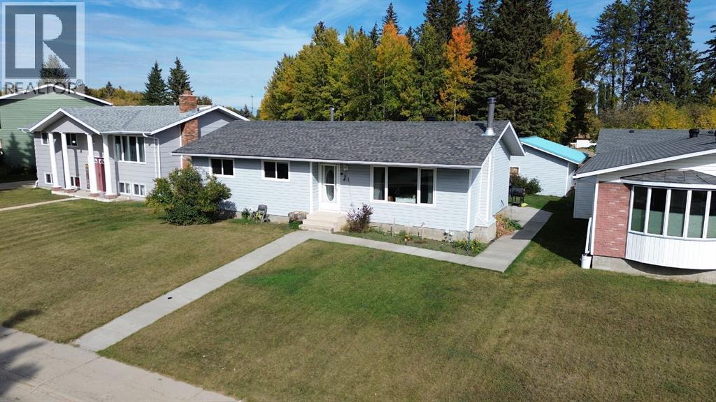 61 Feero Dr, Whitecourt, AB T7S 1E9
