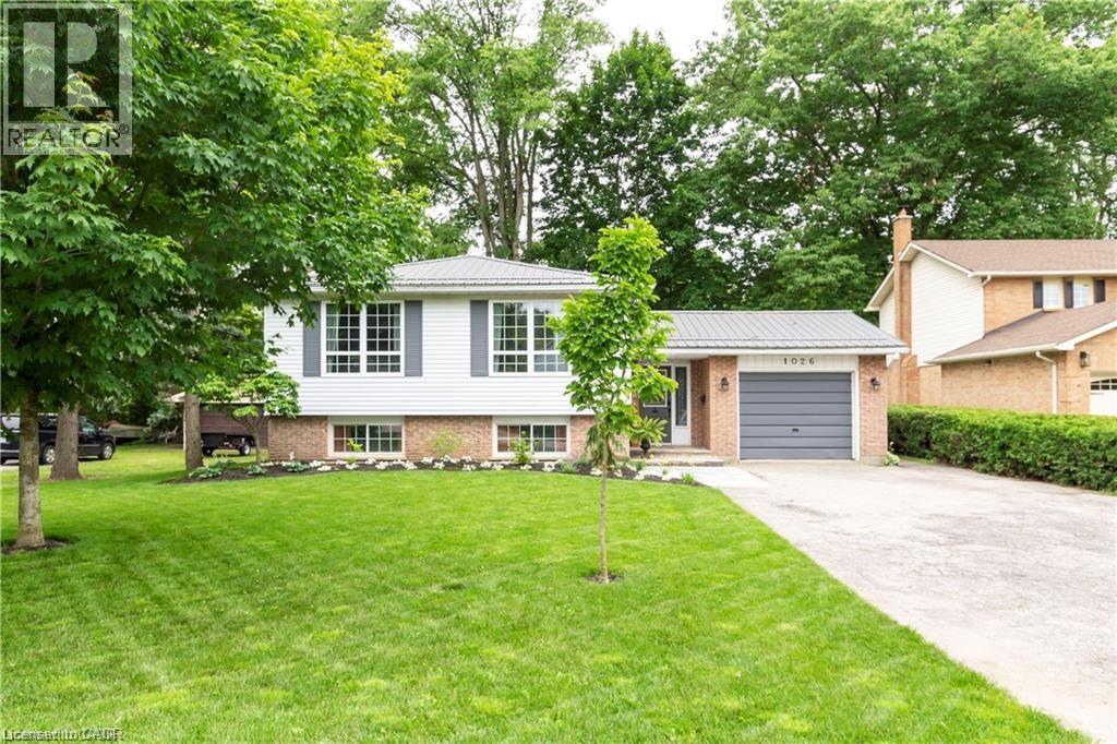 1026 St Matthews Ave, Burlington, ON L7T 2J4