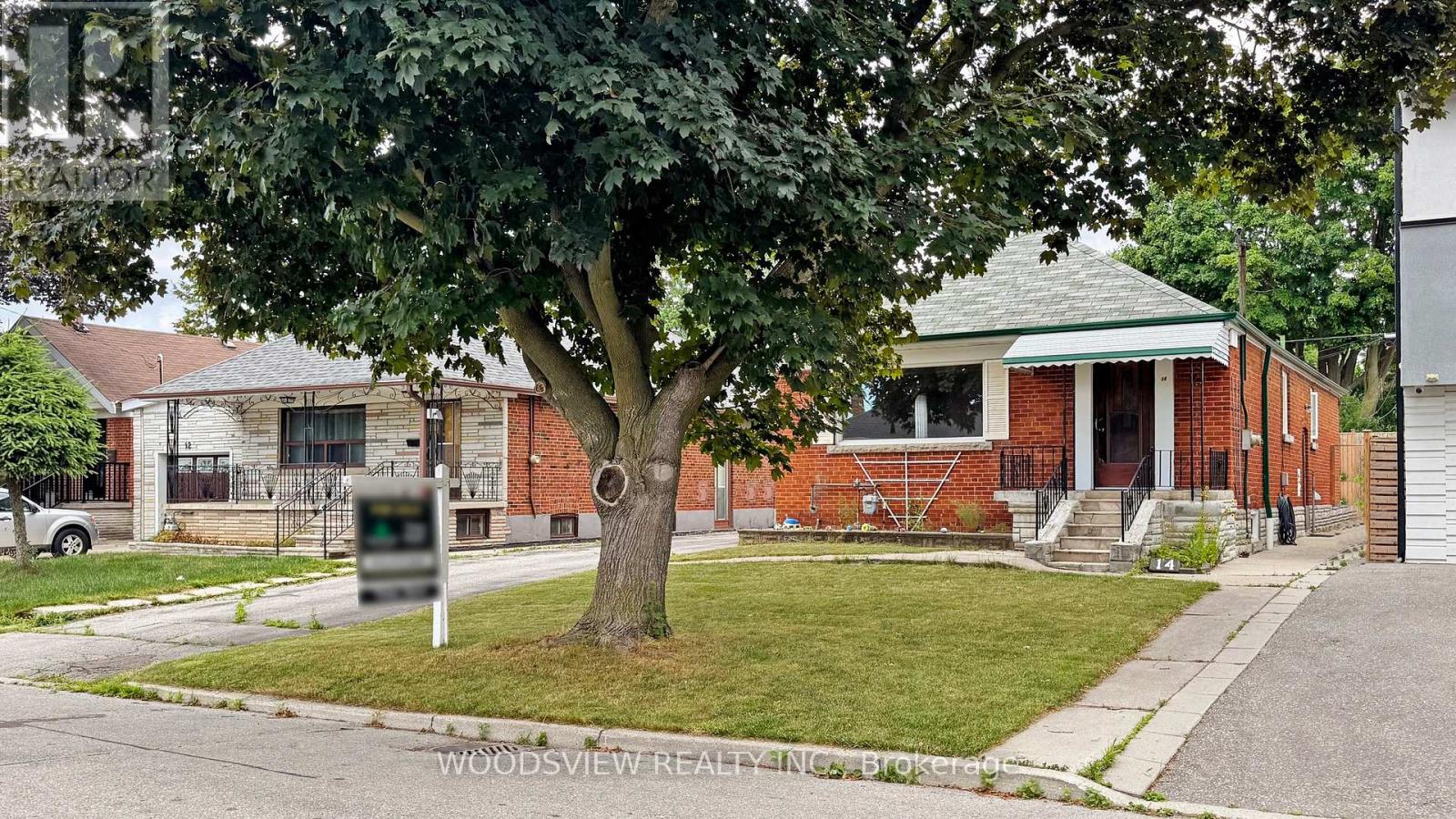 14 Shandara Cres, Toronto, ON M1R 1E9