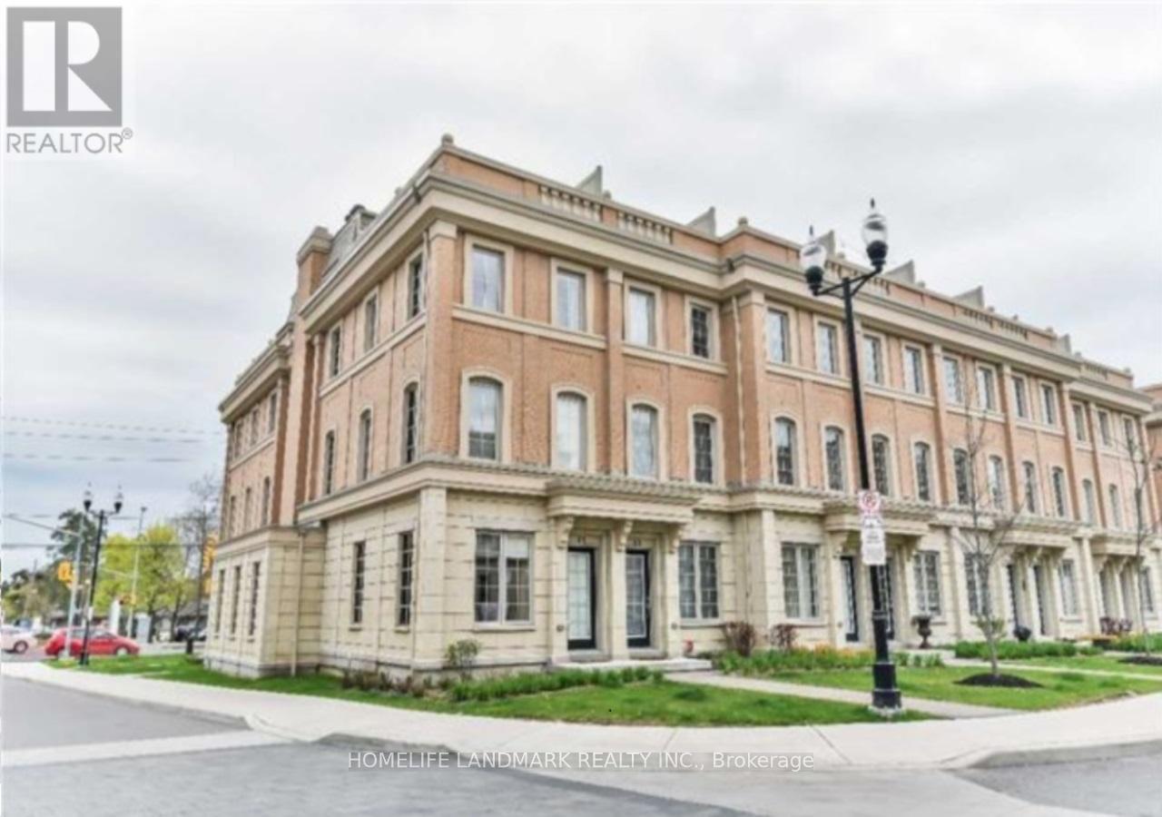 65 Hargrave Ln, Toronto, ON M4N 0A4