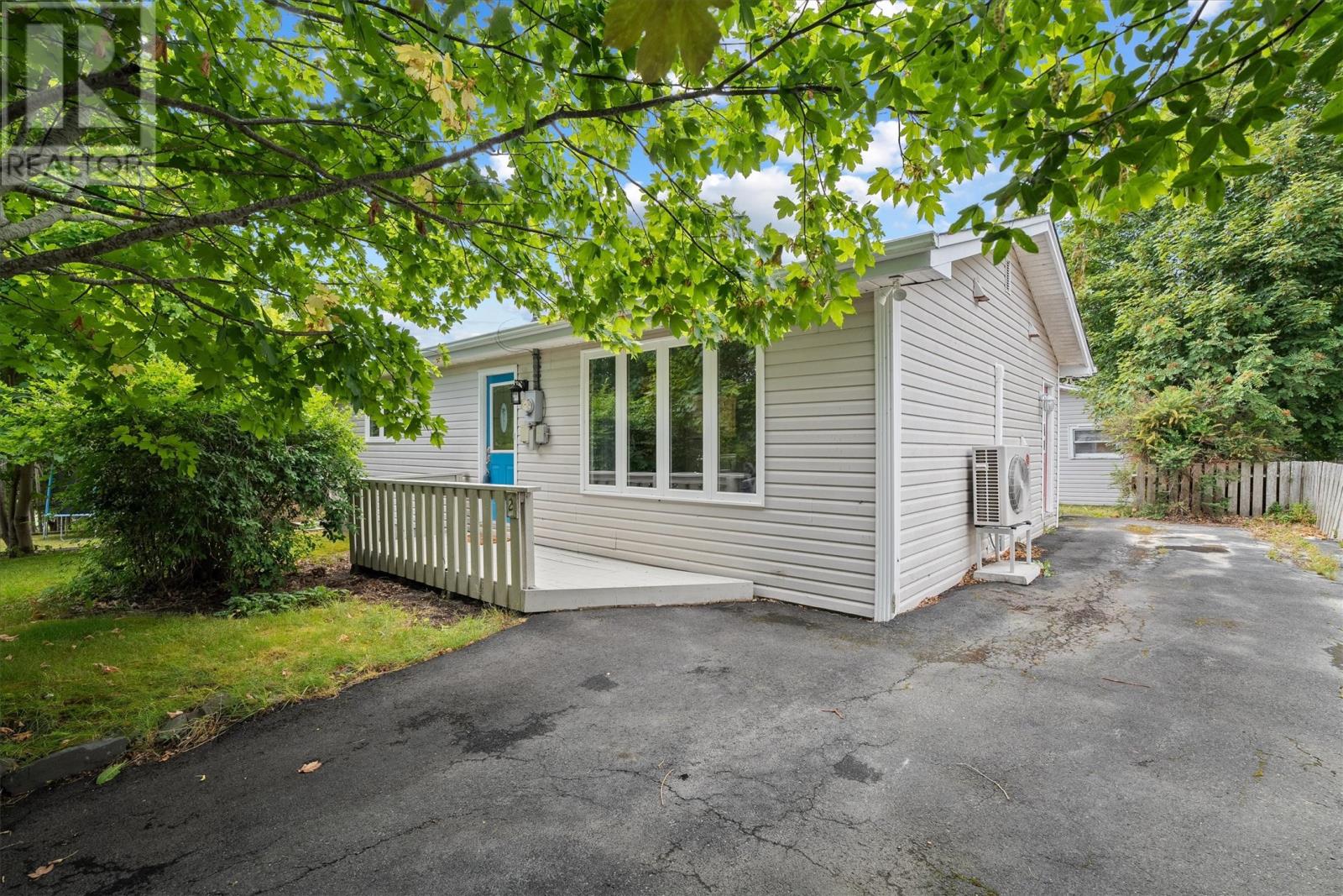 2 Archibald Dr, Paradise, NL A1L 2V8