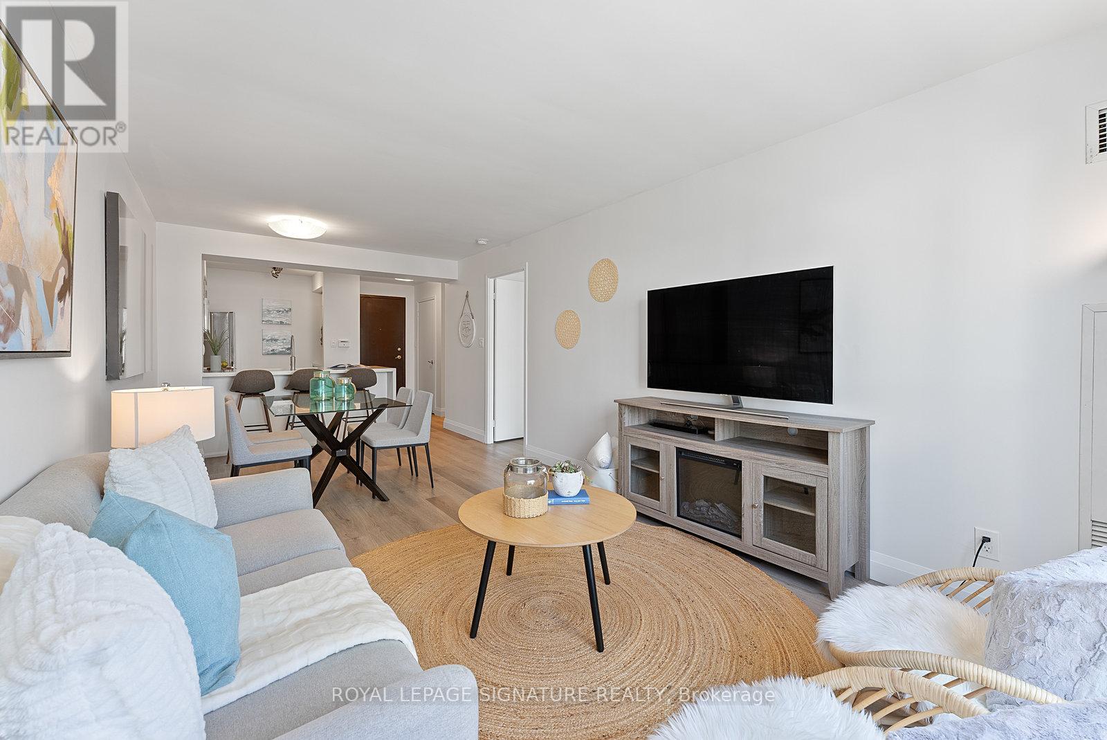 1407 410 Queens Quay W, Toronto, ON M5V 3T1
