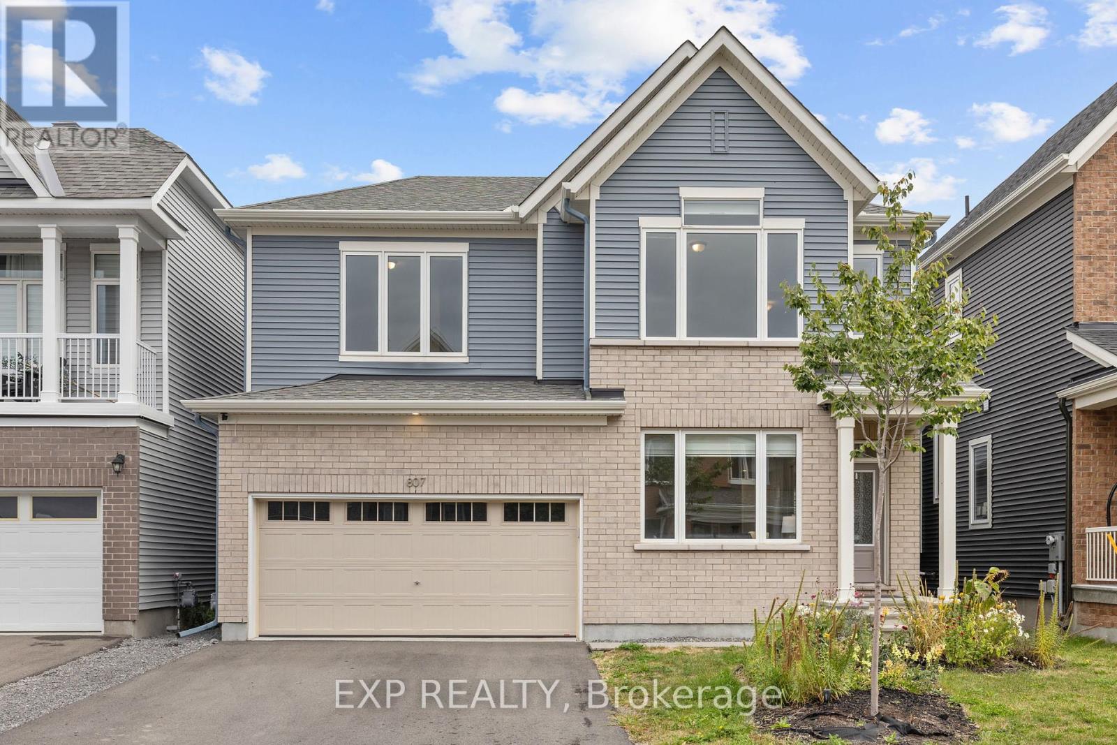 807 Mercier Cres, Ottawa, ON K1W 1E6