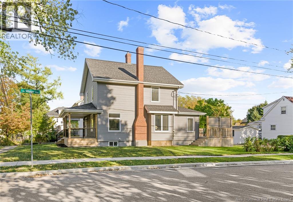 32 Garden Hill Ave, Moncton, NB E1C 3E4