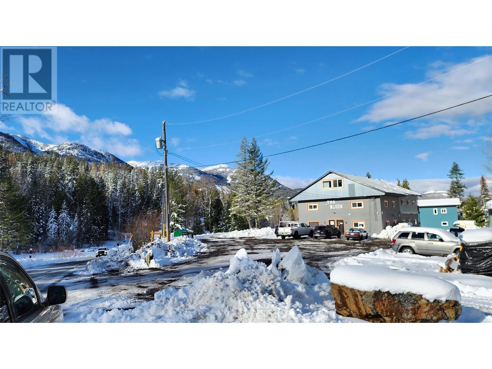 3915 Old Red Mountain Rd, Rossland, BC V0G 1Y0