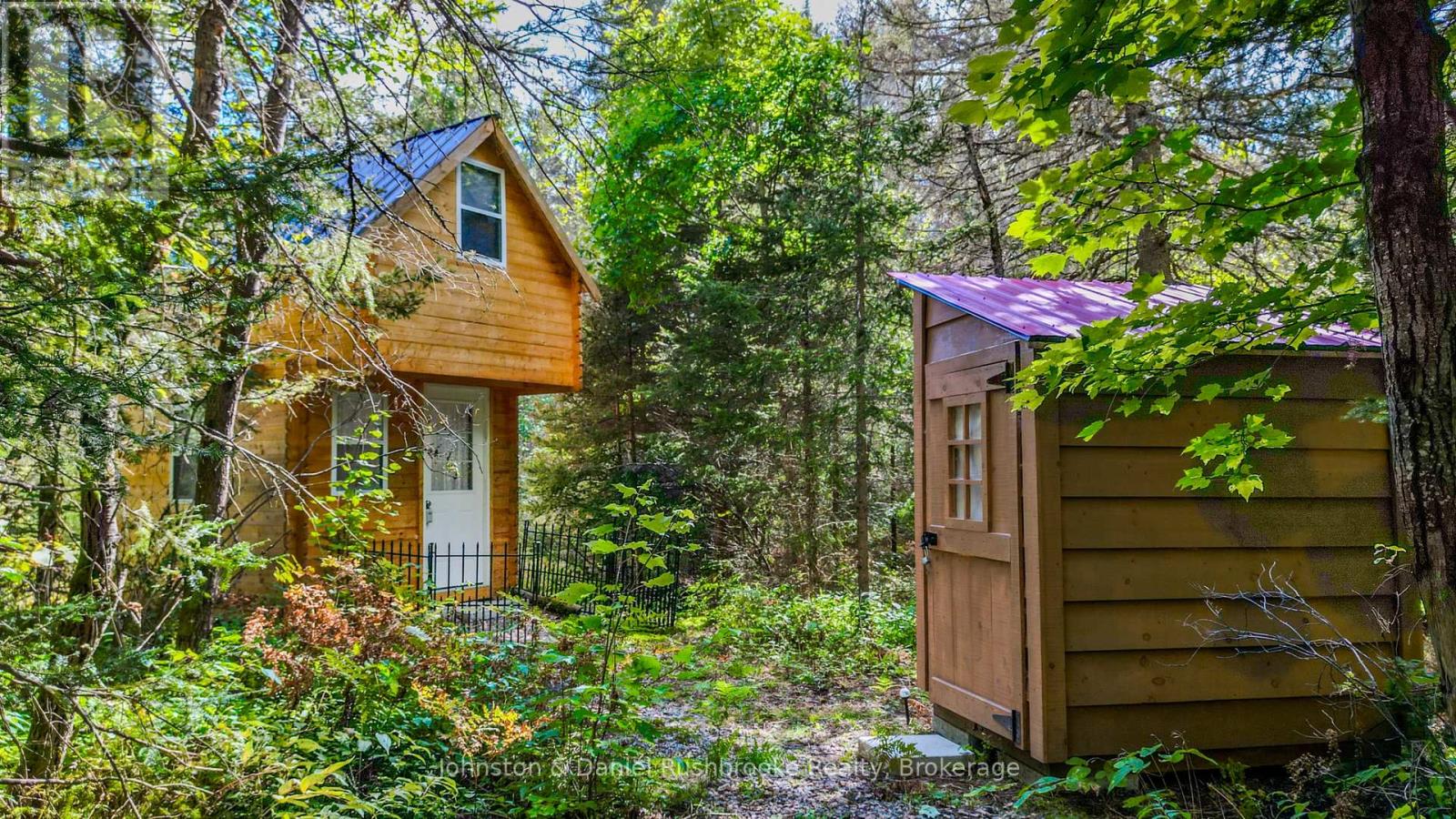 77 Grindstone Rd, Magnetawan, ON P0A 1Z0