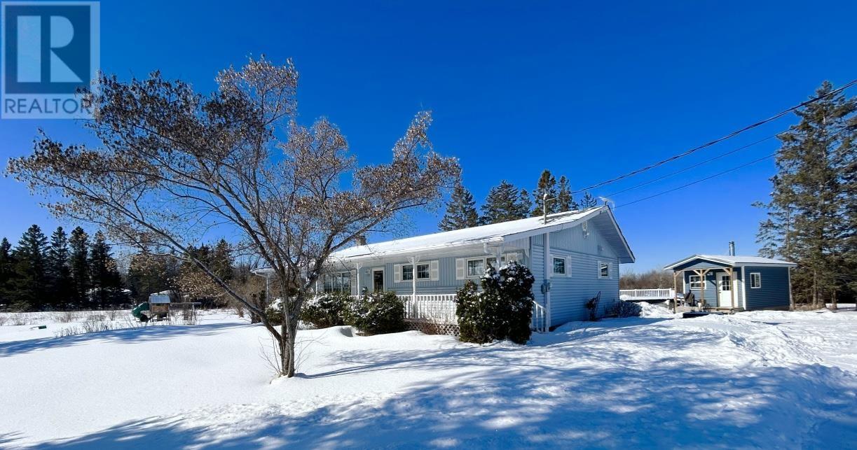 203 Hwy 611n, Fort Frances, ON P9A 3M2
