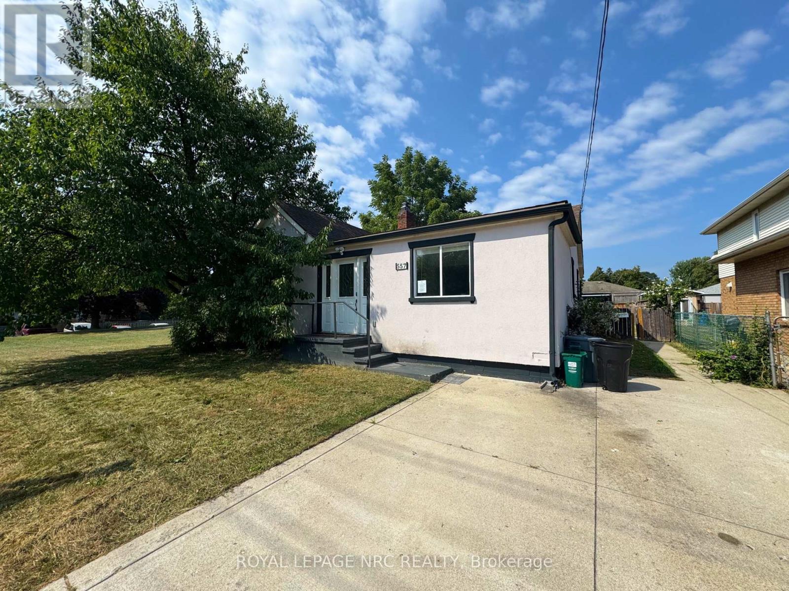 557 Geneva St, St. Catharines, ON L2N 2J1