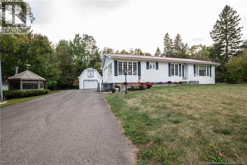2152 Route 885, Havelock, NB E4Z 5N3