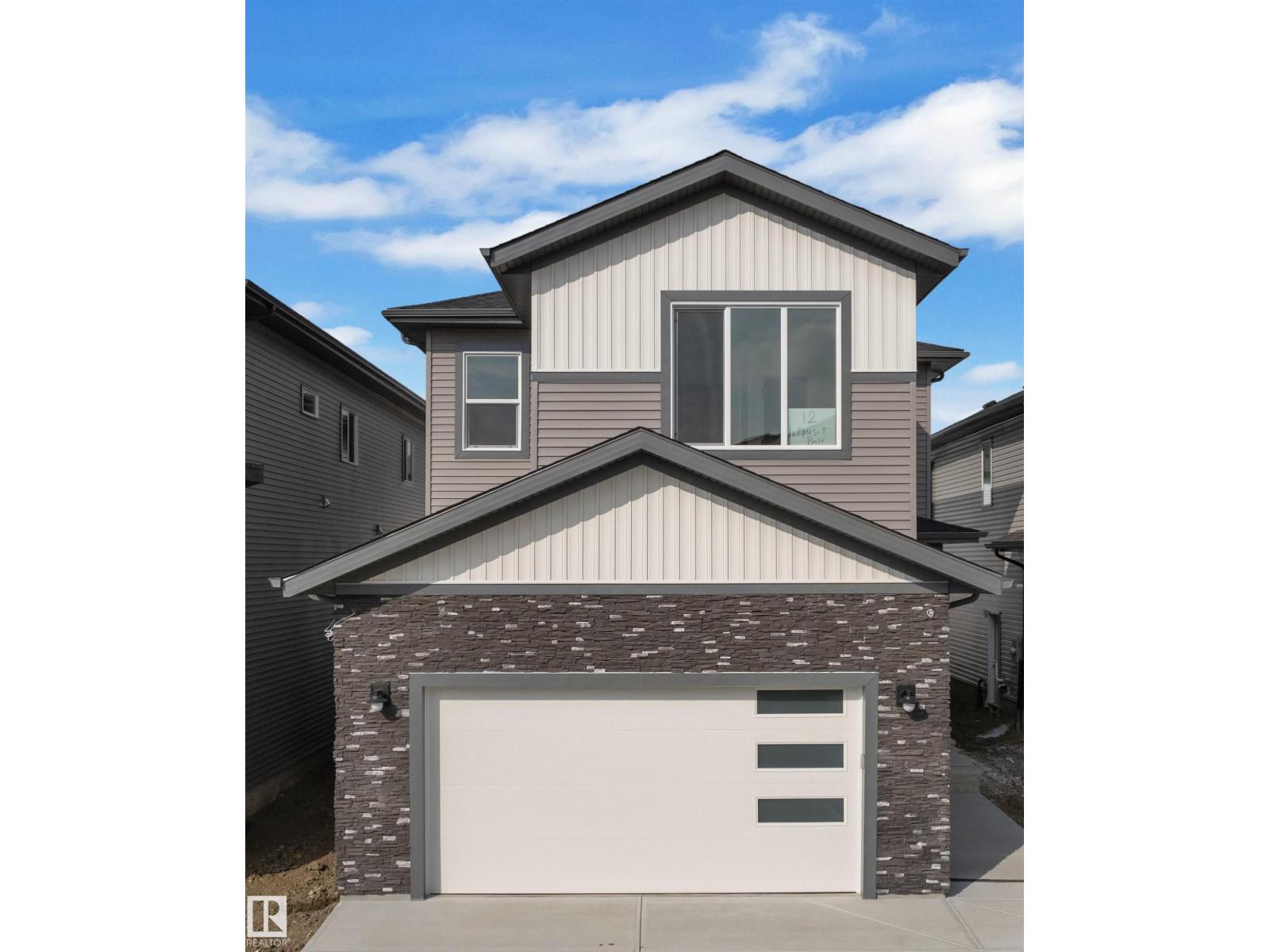 12 Dalquist Ba, Leduc, AB T9E 1N7