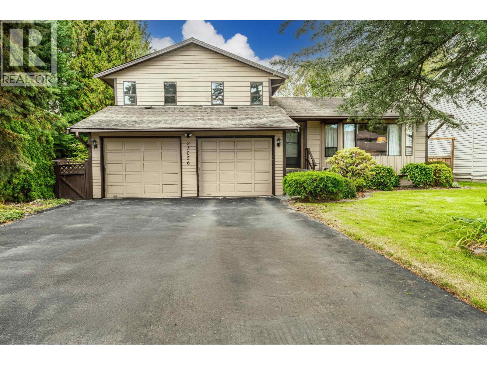 21056 Barker Ave, Maple Ridge, BC V2X 8R6