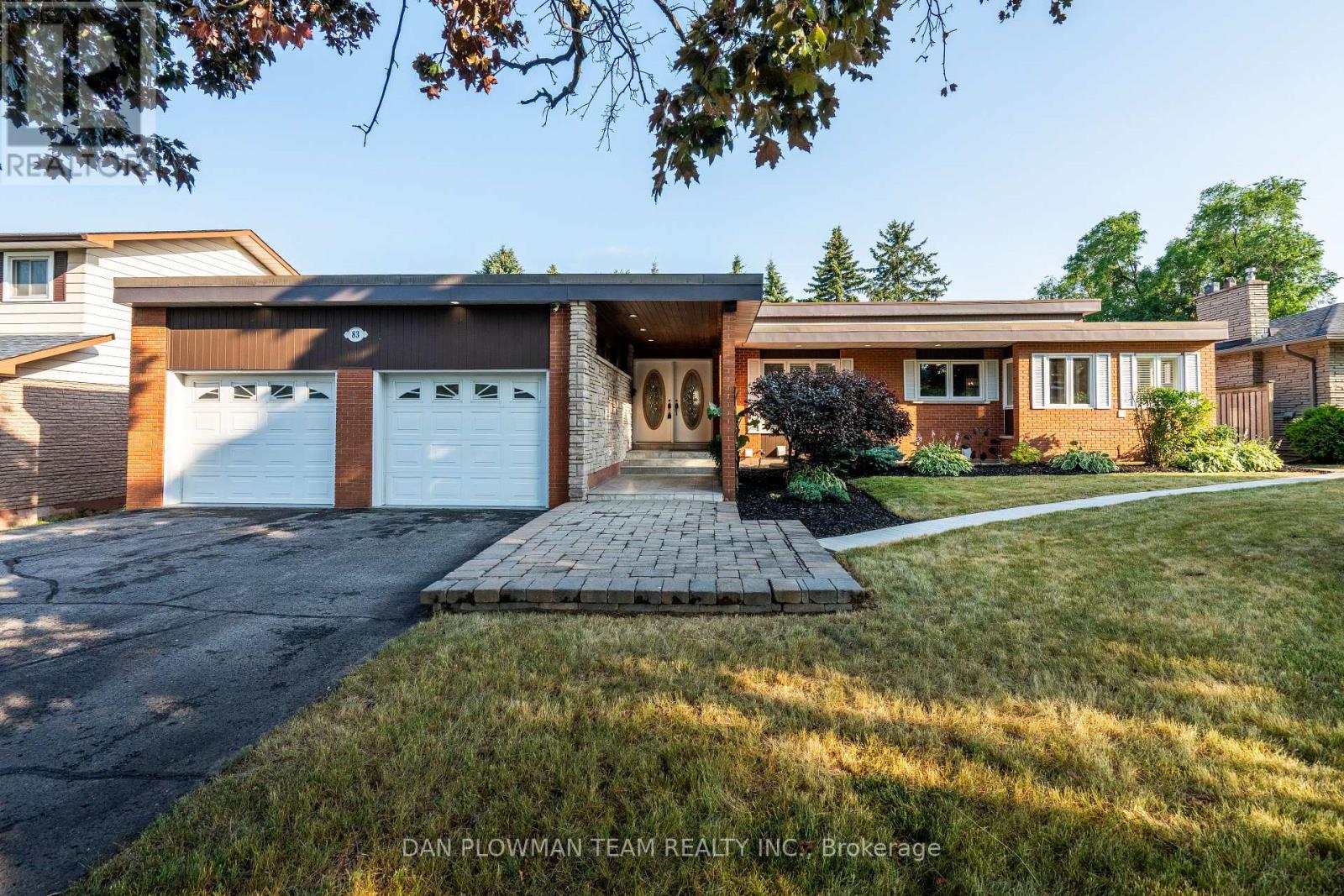 83 Sherwood Rd E, Ajax, ON L1T 2Y7