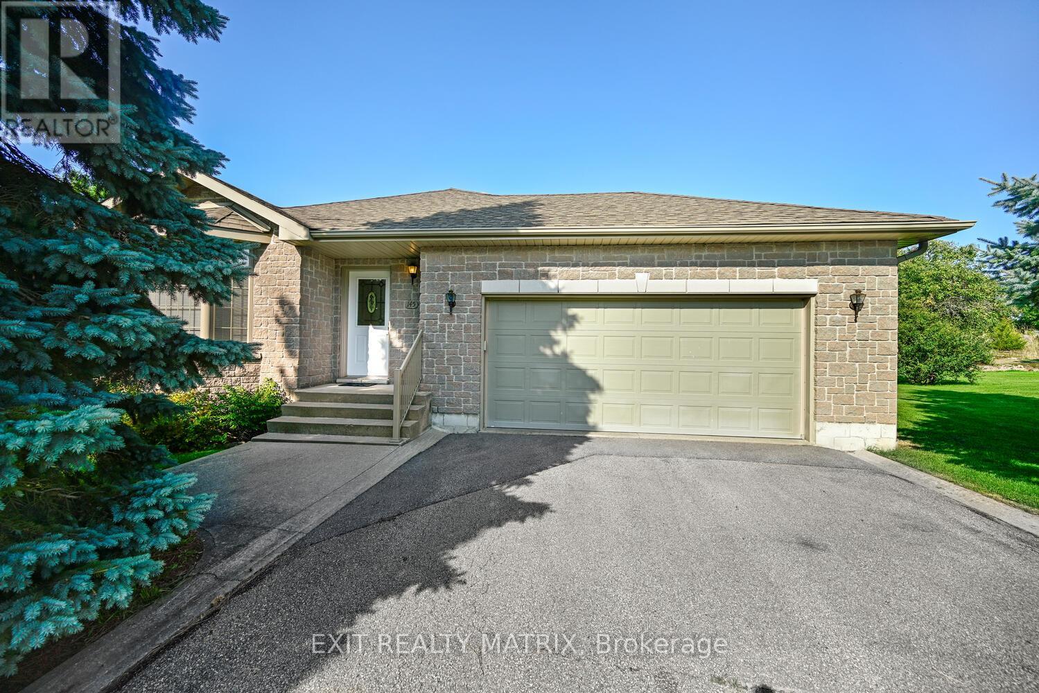 145 Garfield St S, Gananoque, ON K7G 3G2