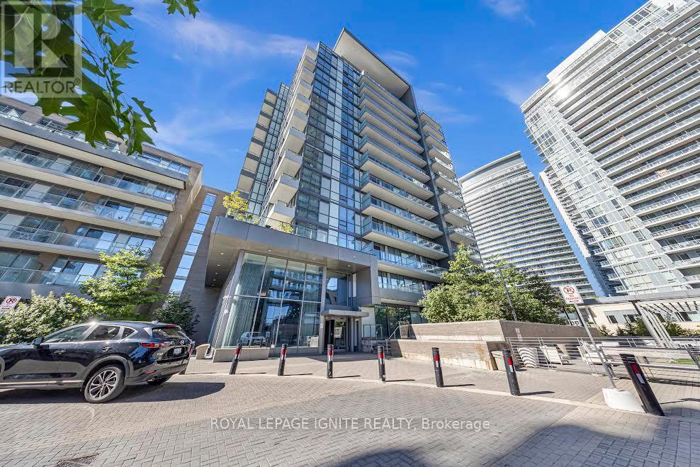 207 52 Forest Manor Rd, Toronto, ON M2J 0E2