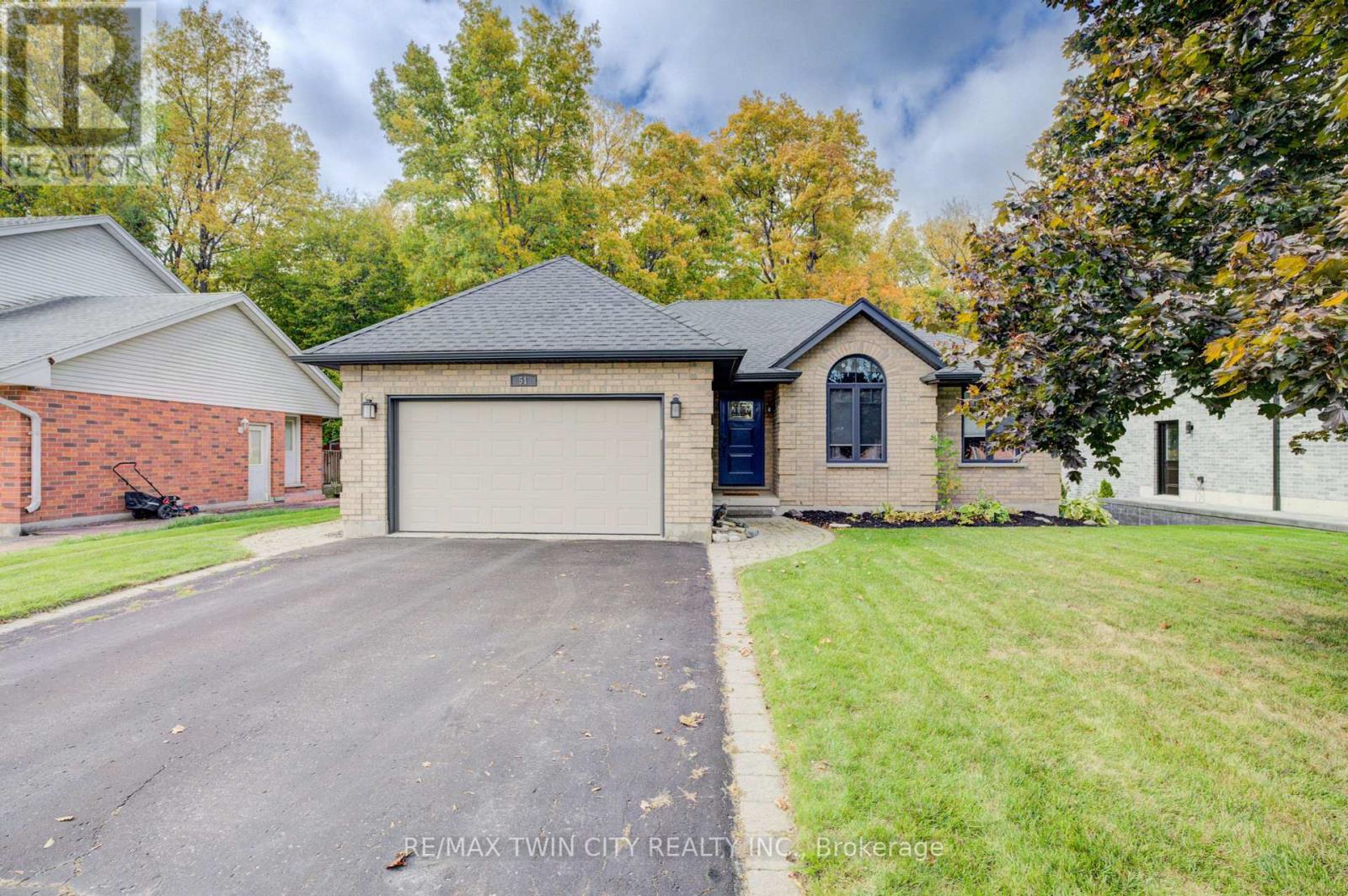51 Spring St, Norwich, ON N0J 1P0