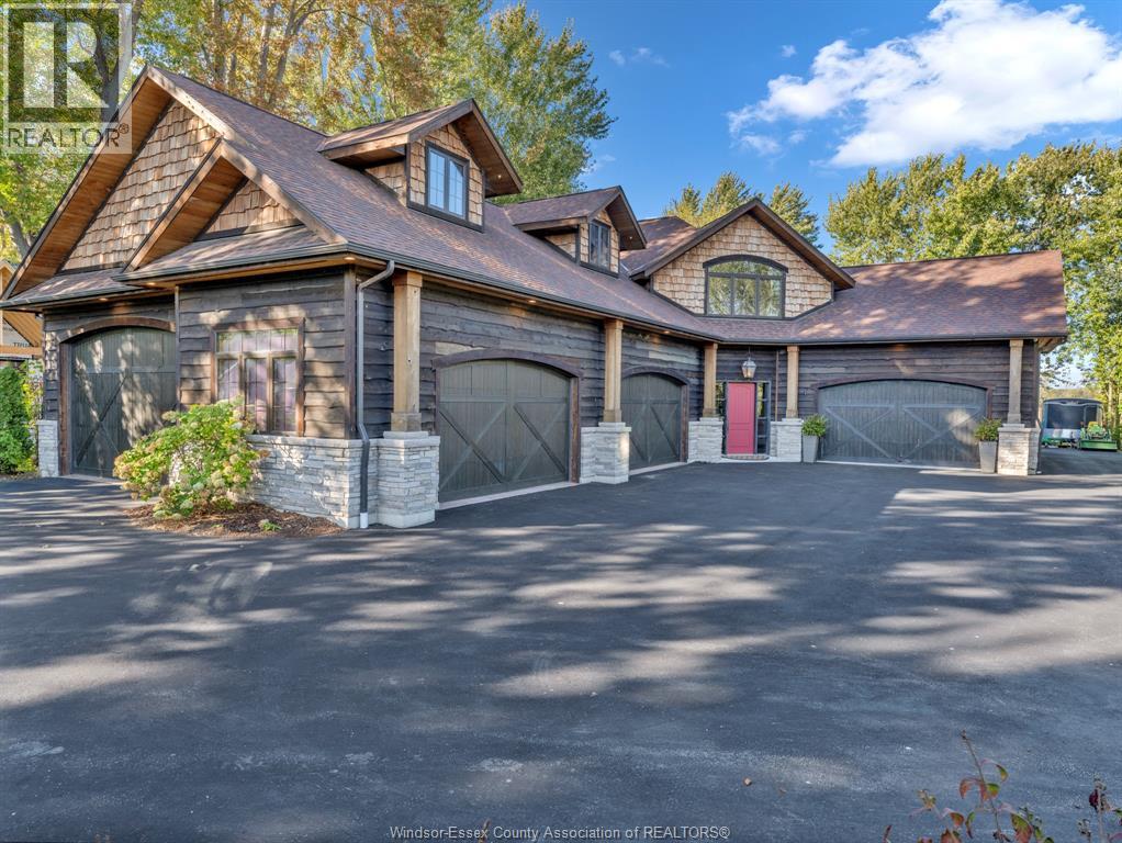 1506 Heritage Rd, Kingsville, ON N9Y 3X2