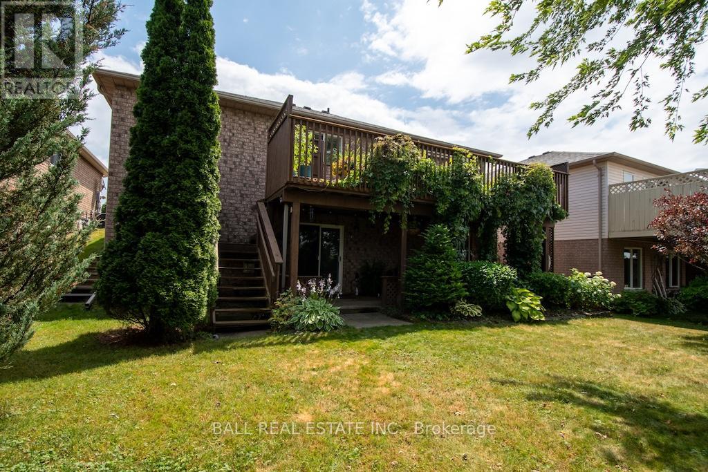 2546 Marsdale Dr, Peterborough, ON K9L 1R4