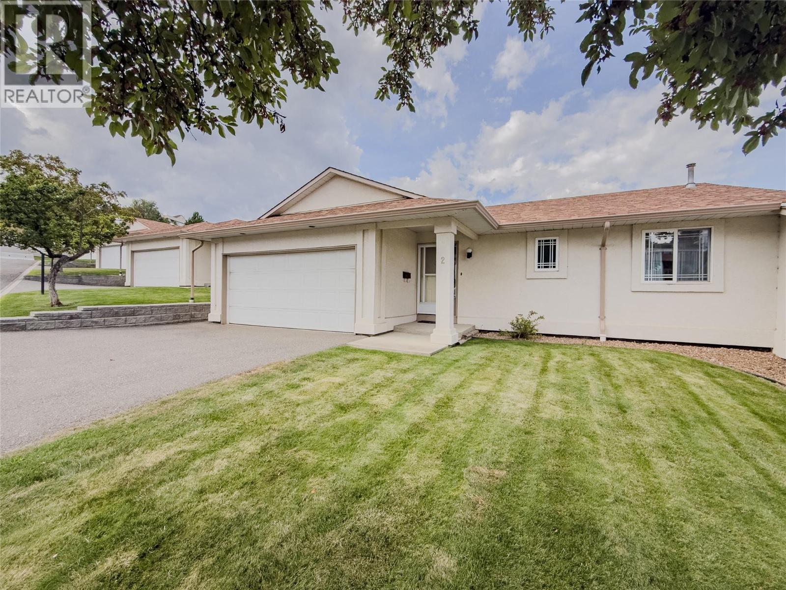 1950 Braeview Place Unit 2, Kamloops, BC V1S 1R8