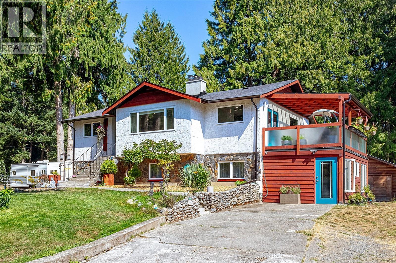 1034 Cowerd Rd, Cobble Hill, BC V8H 0G9