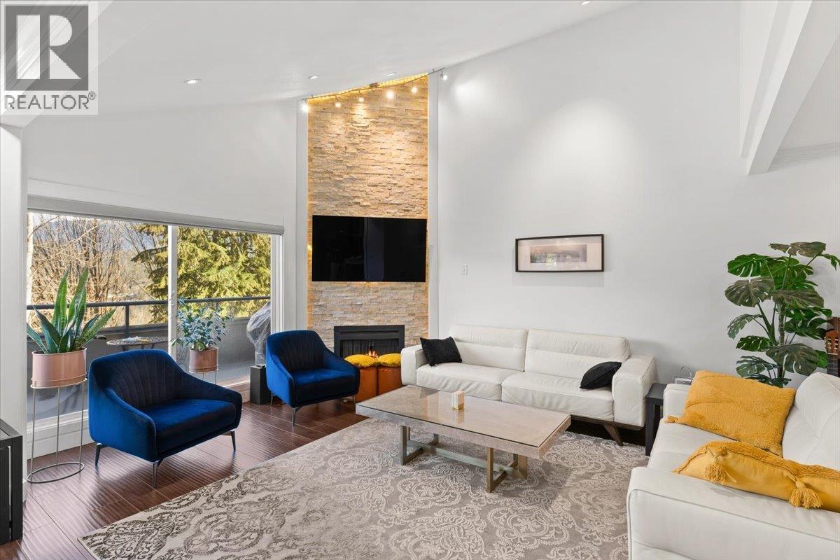 62 Shoreline Cir, Port Moody, BC V3H 4V9