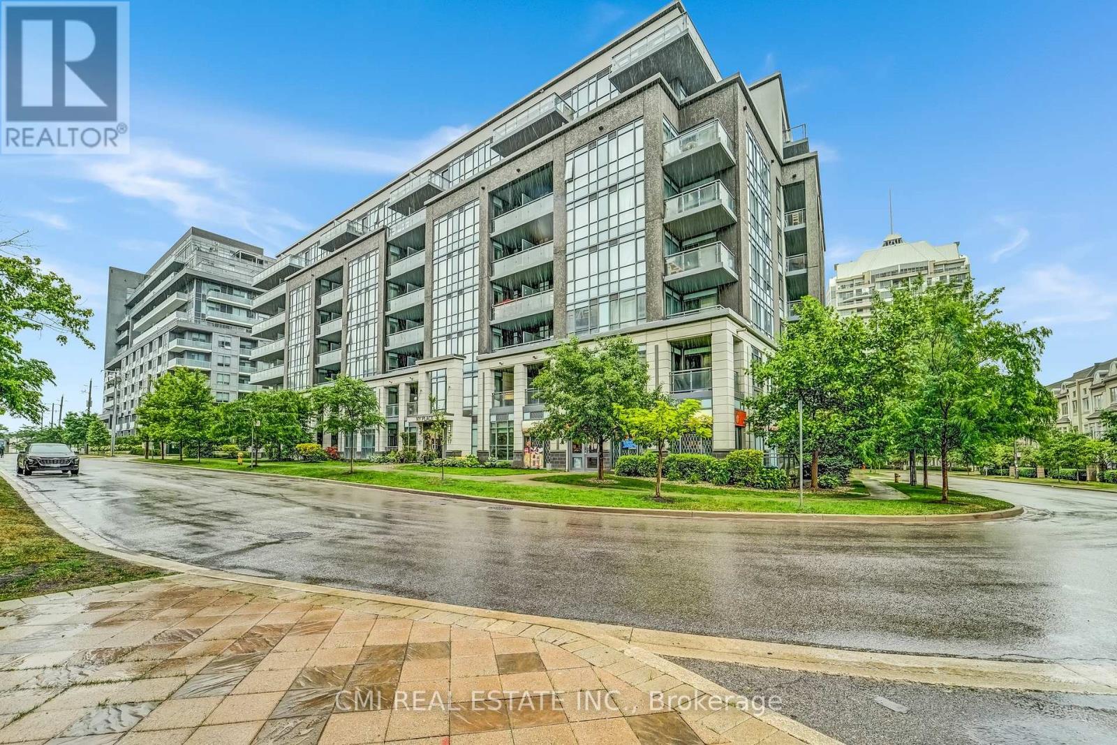 509 17 Kenaston Gdns, Toronto, ON M2K 0B9