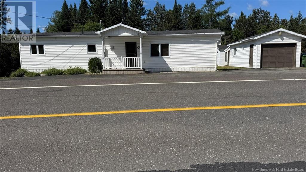 74 Frontiere St, Saint-franois-de-madawaska, NB E7A 1C7
