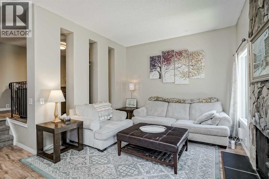 99 Midpark Gardens Se Unit 29, Calgary, AB T2X 1L5
