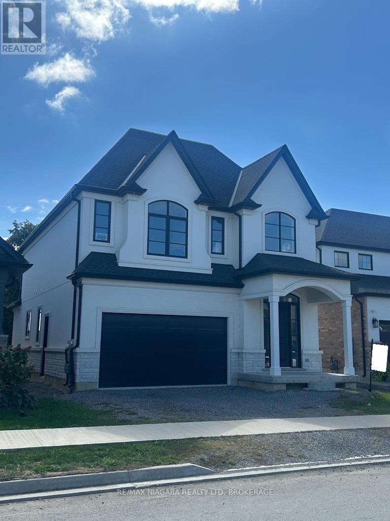 21 Ivy Cres, Thorold Confederation Heights, ON L2V 0J9