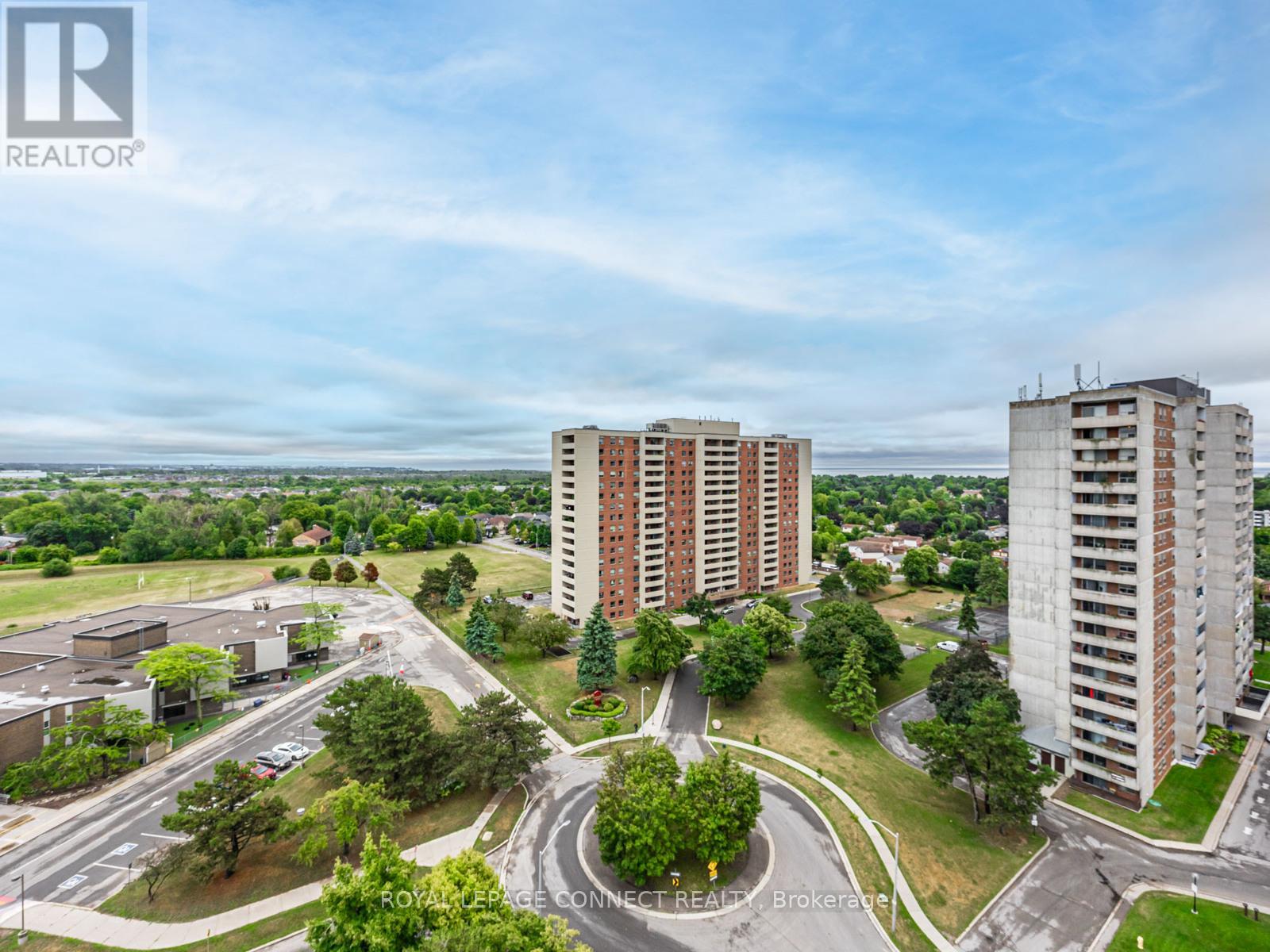 1711 44 Falby Ct, Ajax, ON L1S 3L1