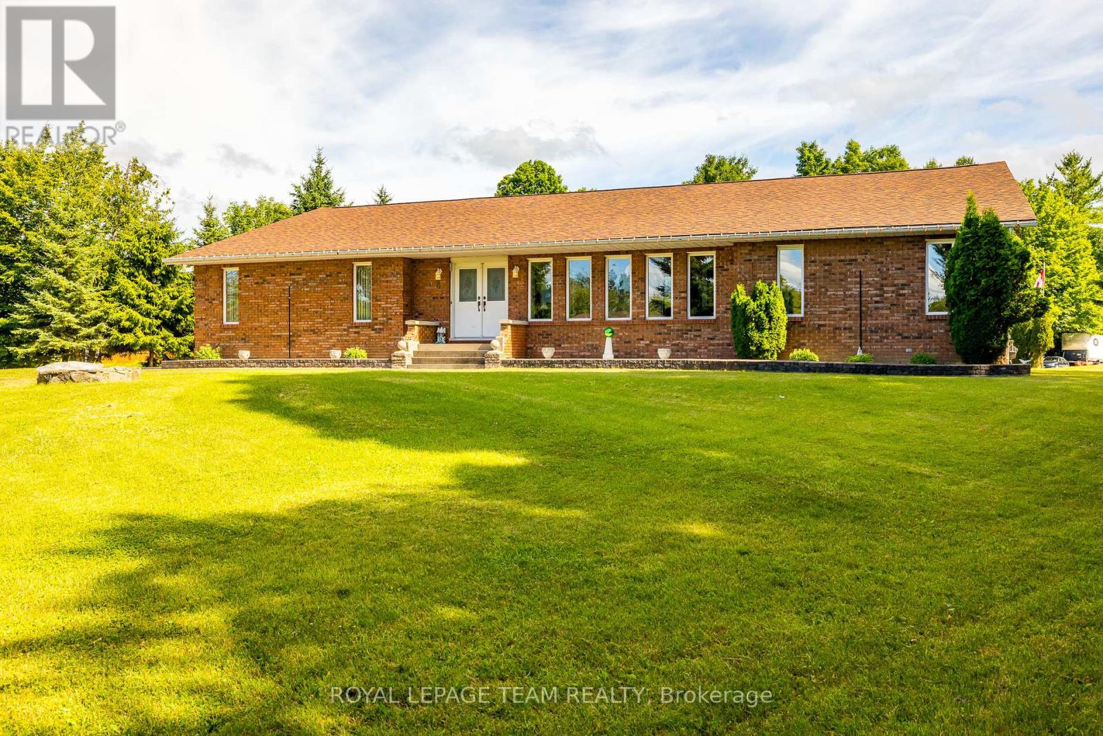 634 David Manchester Rd, Ottawa, ON K0A 1L0