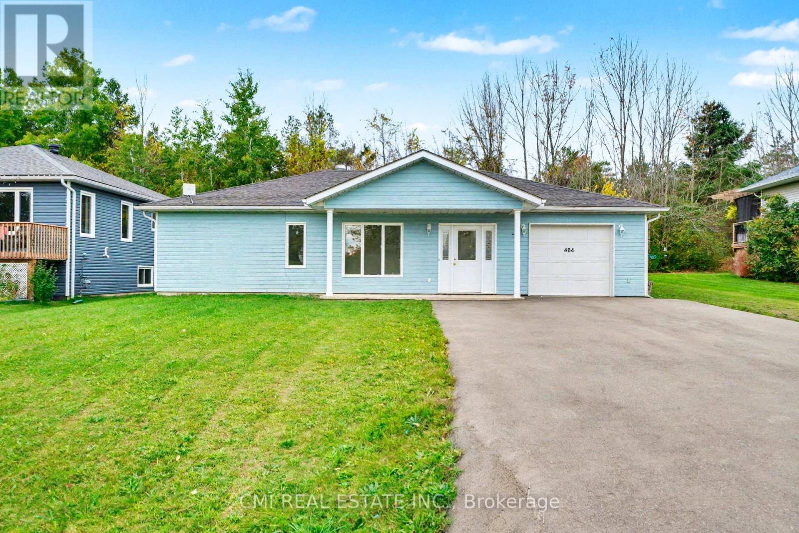 484 7th Ave, Tay, ON L0K 1R0