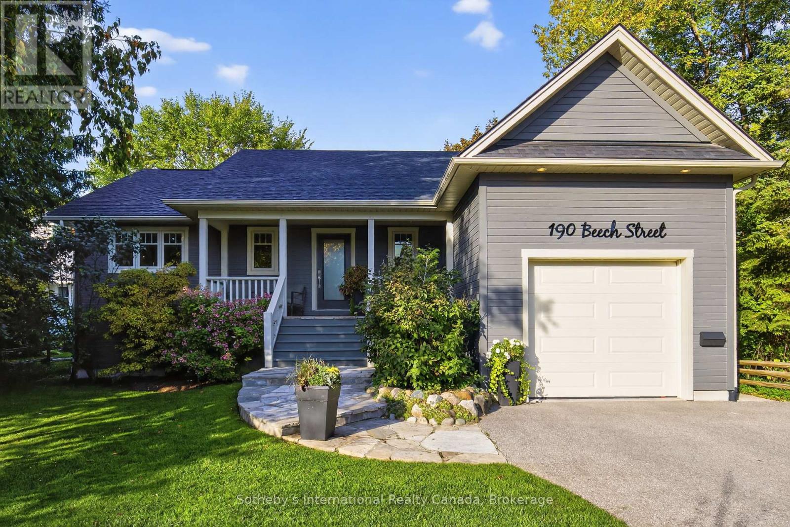 190 Beech St, Collingwood, ON L9Y 2T4