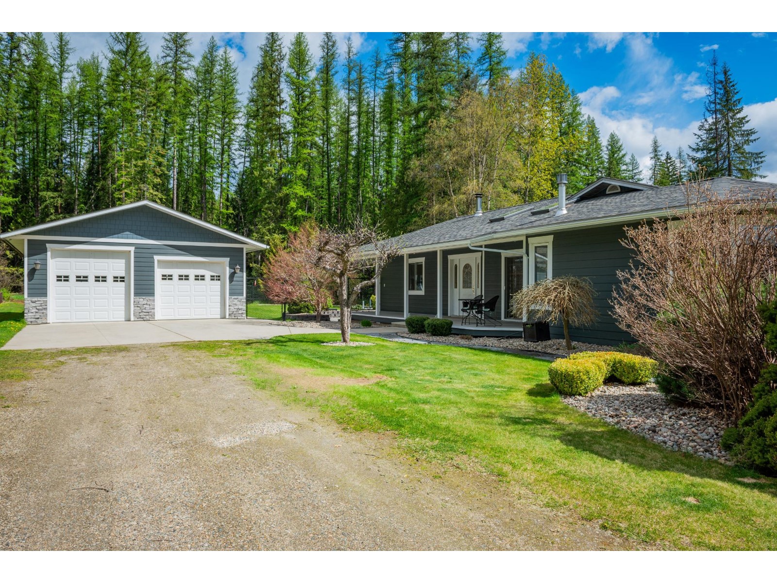 2535 Sorokin Rd, Krestova, BC V0G 1H2 MLS 2476651 Houseful