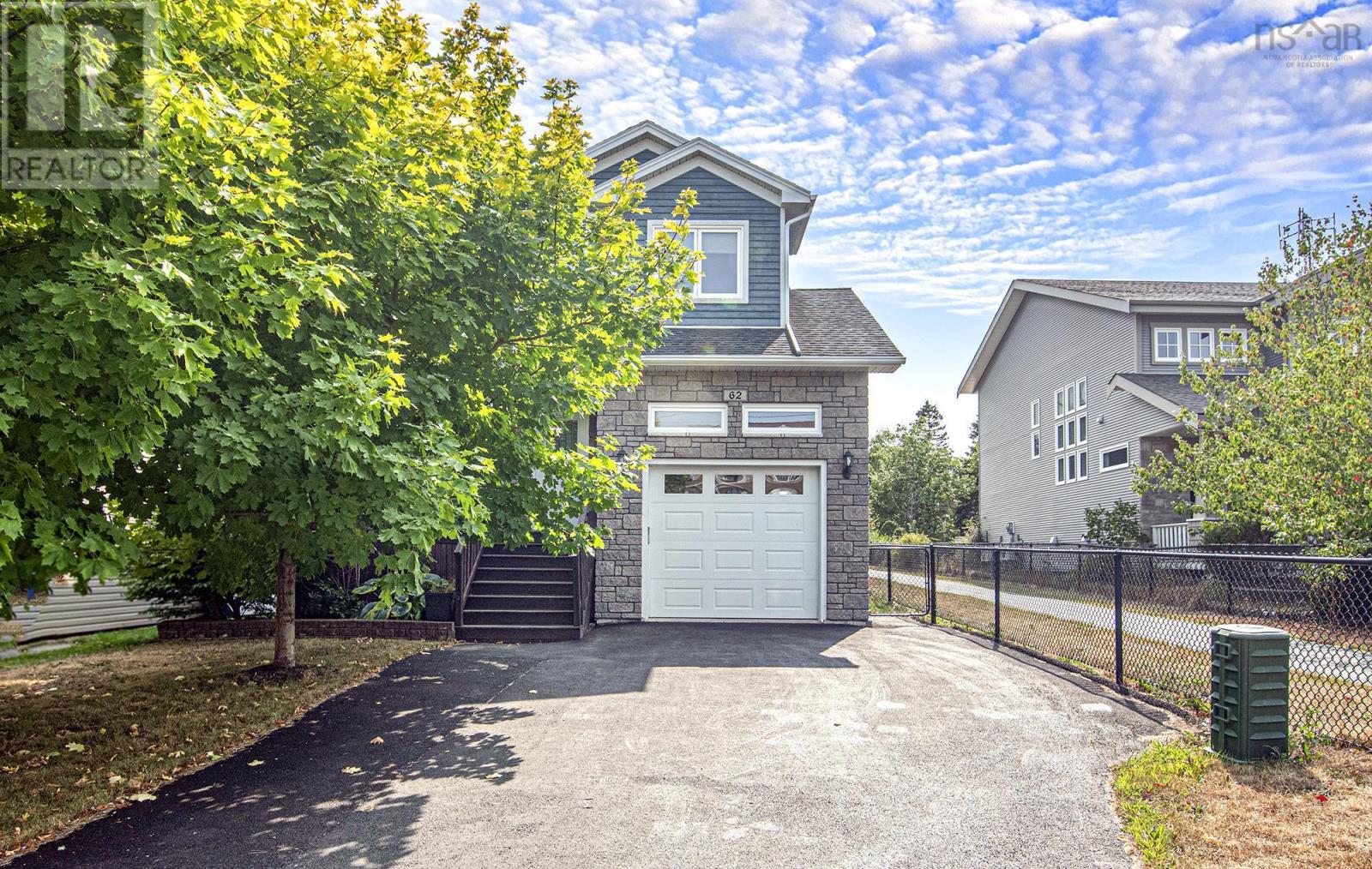62 Aspenhill Ct, Bedford, NS B4B 0M3
