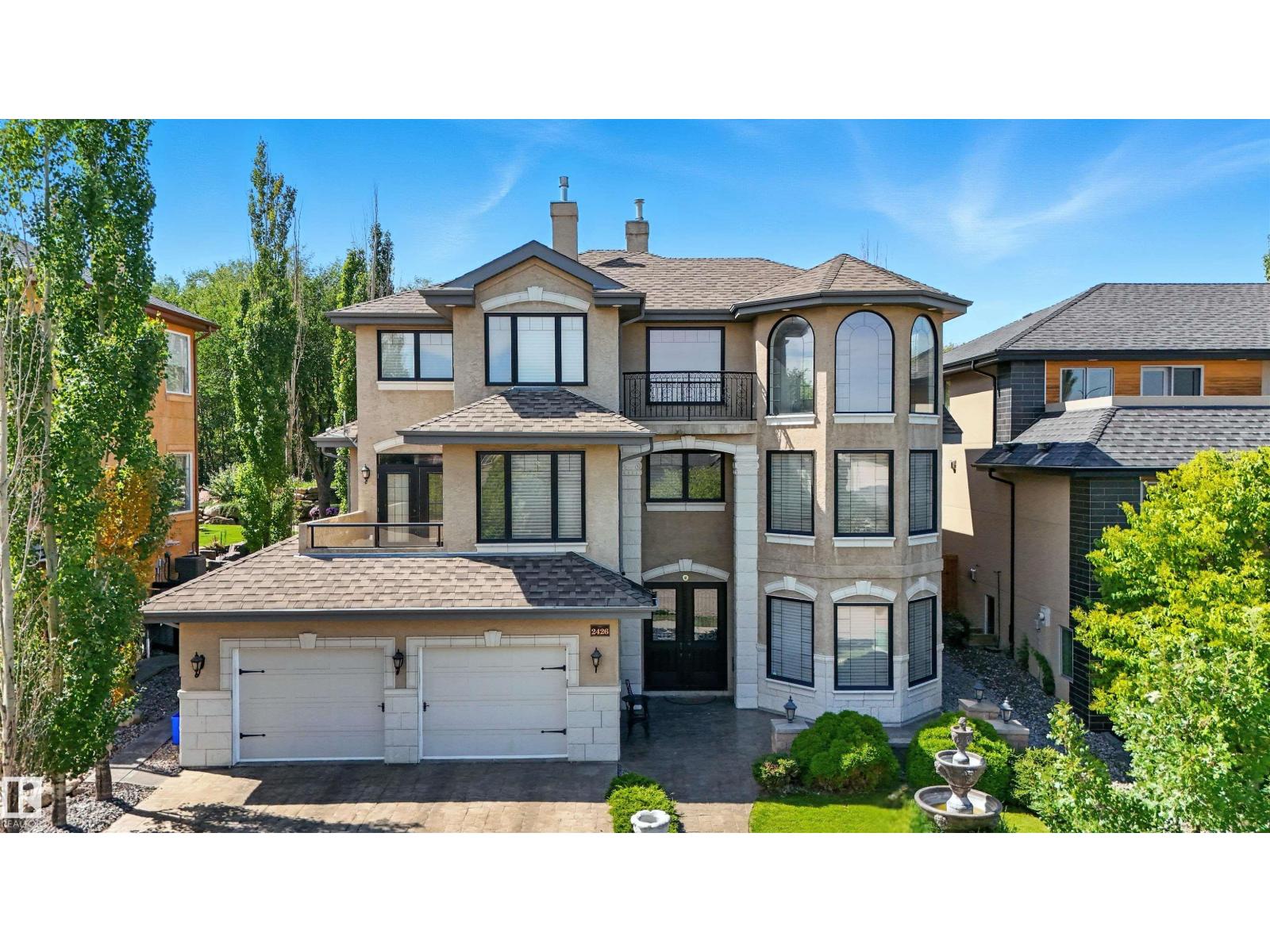 2426 Martell Cr NW, Edmonton, AB T6R 0C7