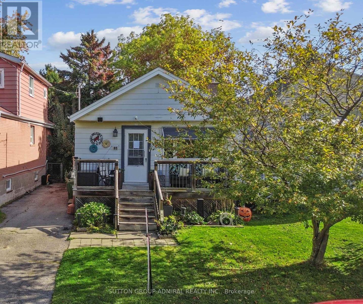 85 Aylesworth Ave, Toronto, ON M1N 2J7