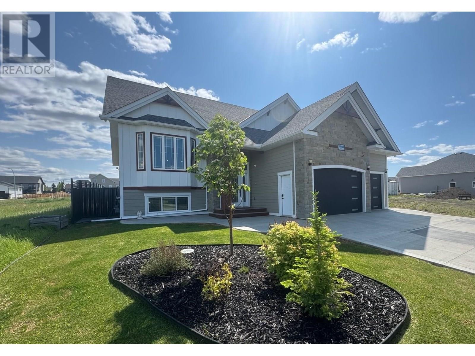 111 Street Unit 10703, Fort St. John, BC V1J 0N3