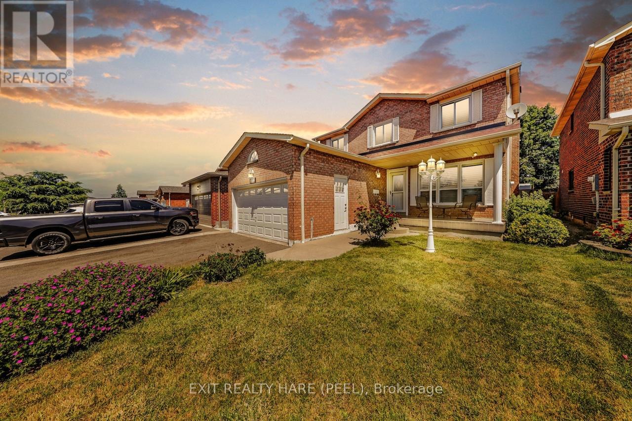 212 Vodden St W, Brampton, ON L6X 2V3