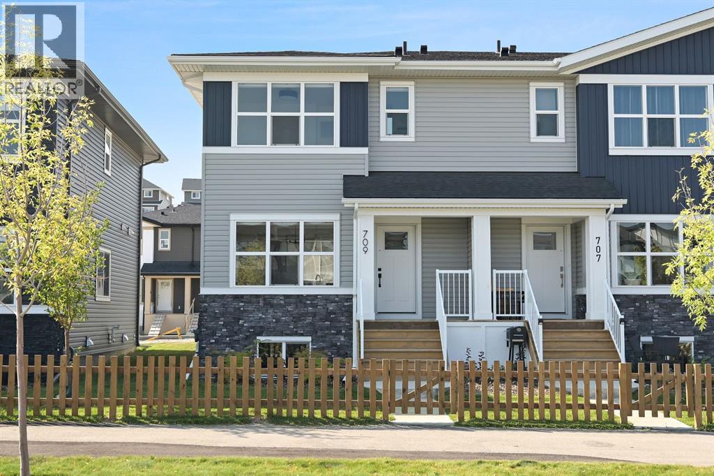 525 River Heights Drive Unit 709, Cochrane, AB T4C 3E3