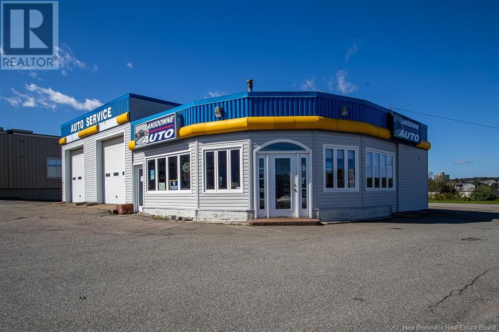 267 Metcalf St, Saint John, NB E2K 1K7