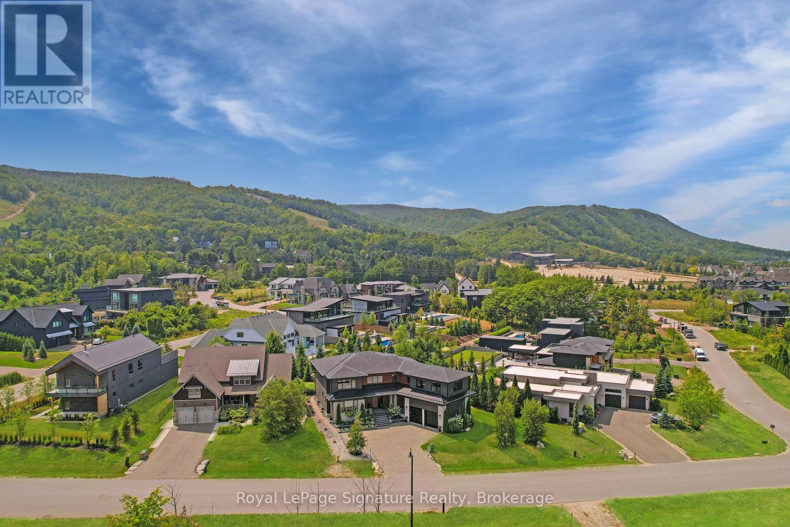 128 Arnot Cres, The Blue Mountains, ON L9Y 0Z8