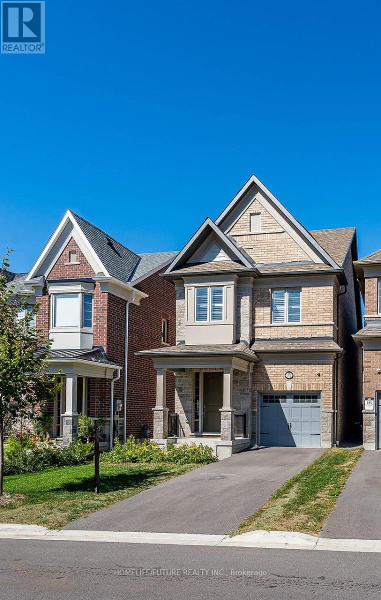 32 Gillivary Dr, Whitby, ON L1P 0C9