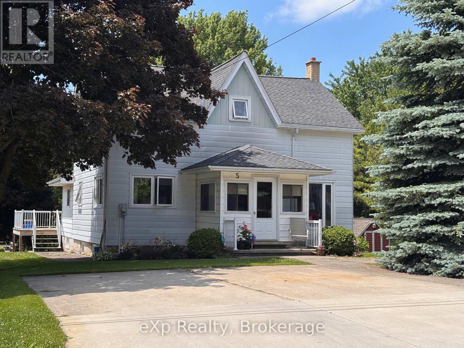 5 Ignatz St, South Bruce, ON N0G 2J0